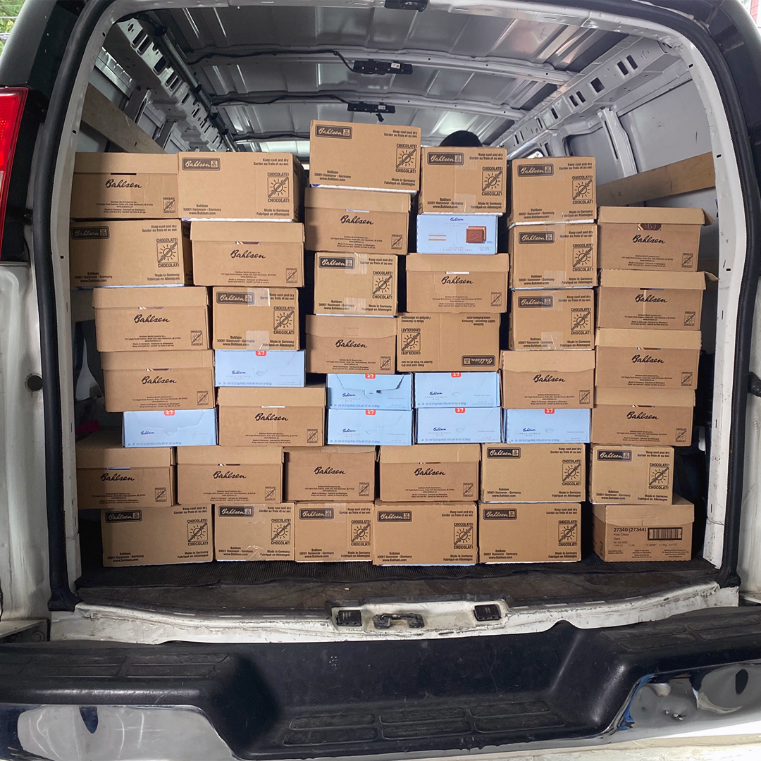 Van full of Bahlsen leibniz boxes